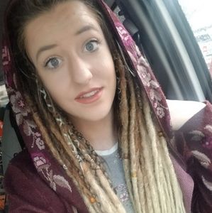 Meet your Posher, Ashlee